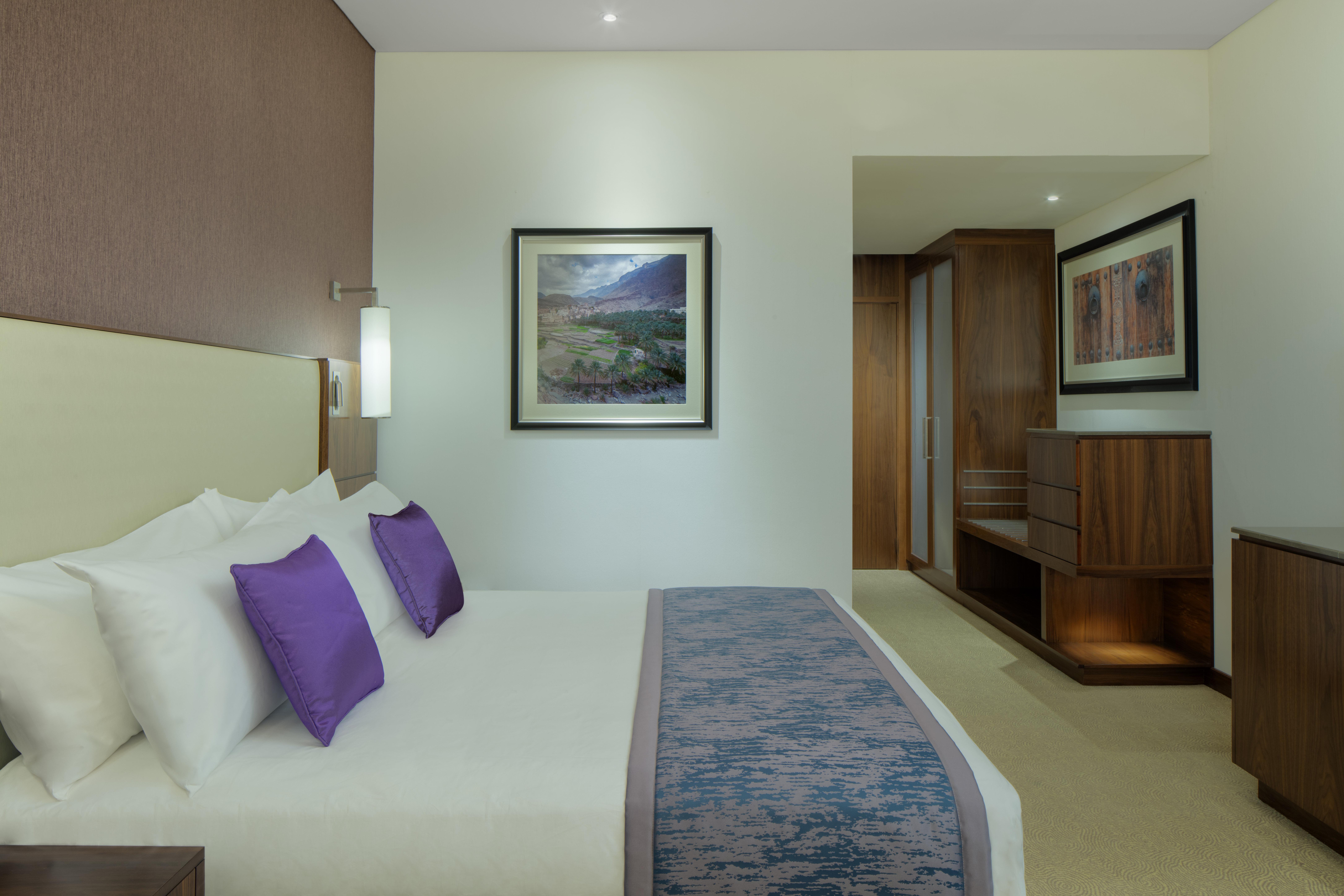 Crowne Plaza Muscat Ocec By Ihg Hotel Exterior foto