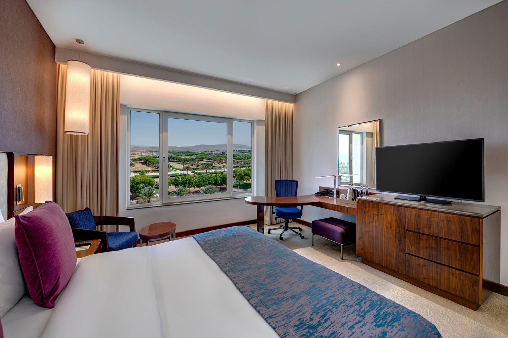 Crowne Plaza Muscat Ocec By Ihg Hotel Exterior foto